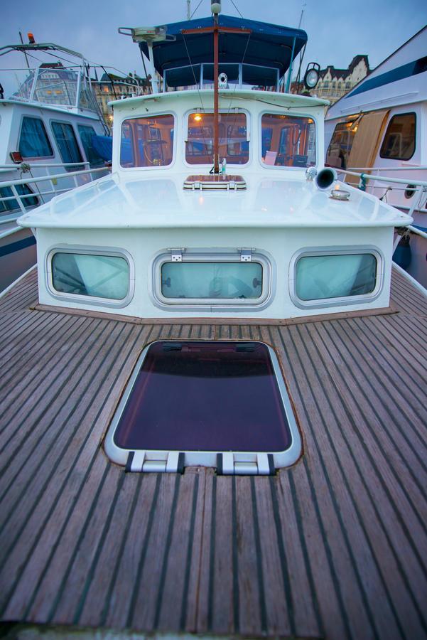 Homeboat-Maison Flottante Женева Экстерьер фото